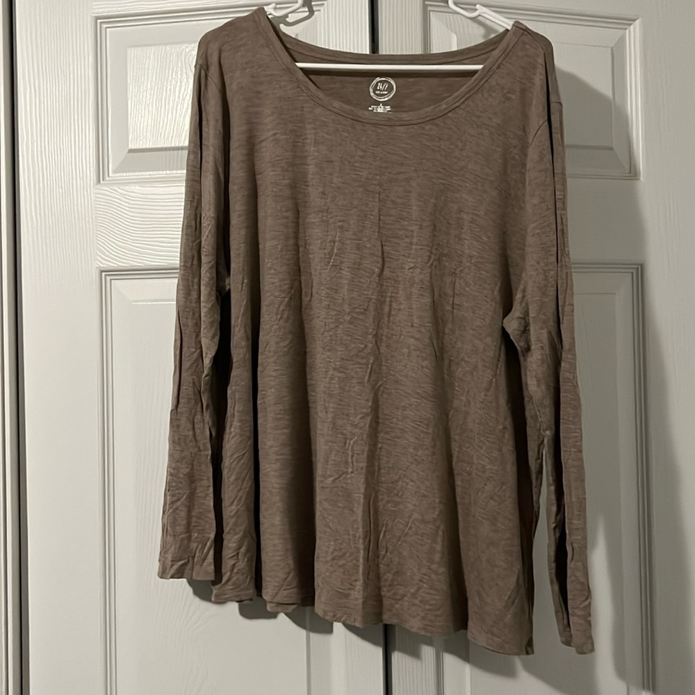 3 long sleeve light weight 24/7 tshirts